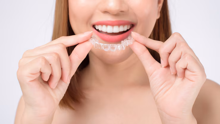 How Invisalign Fits Into Your Daily Life: Eating, Speaking & More